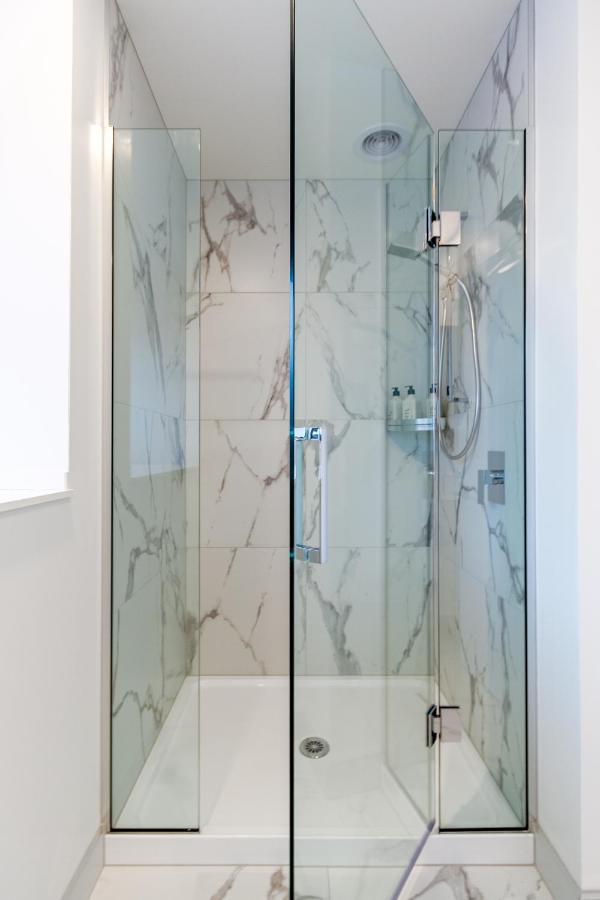 Vibrant City Abode - 2 Bed 2 Bath Appartement Christchurch Buitenkant foto