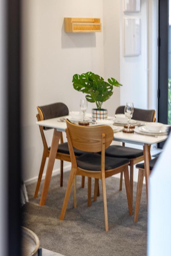 Vibrant City Abode - 2 Bed 2 Bath Appartement Christchurch Buitenkant foto
